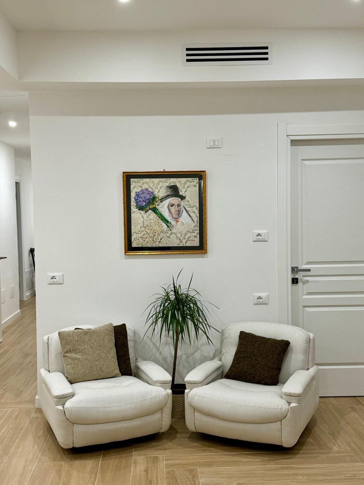Feel Boutique Rooms Ористано Екстериор снимка