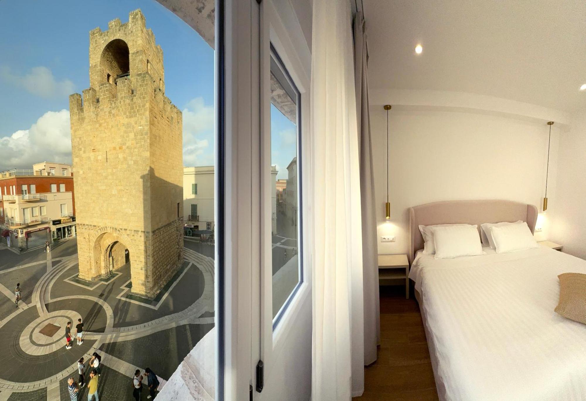 Feel Boutique Rooms Ористано Екстериор снимка