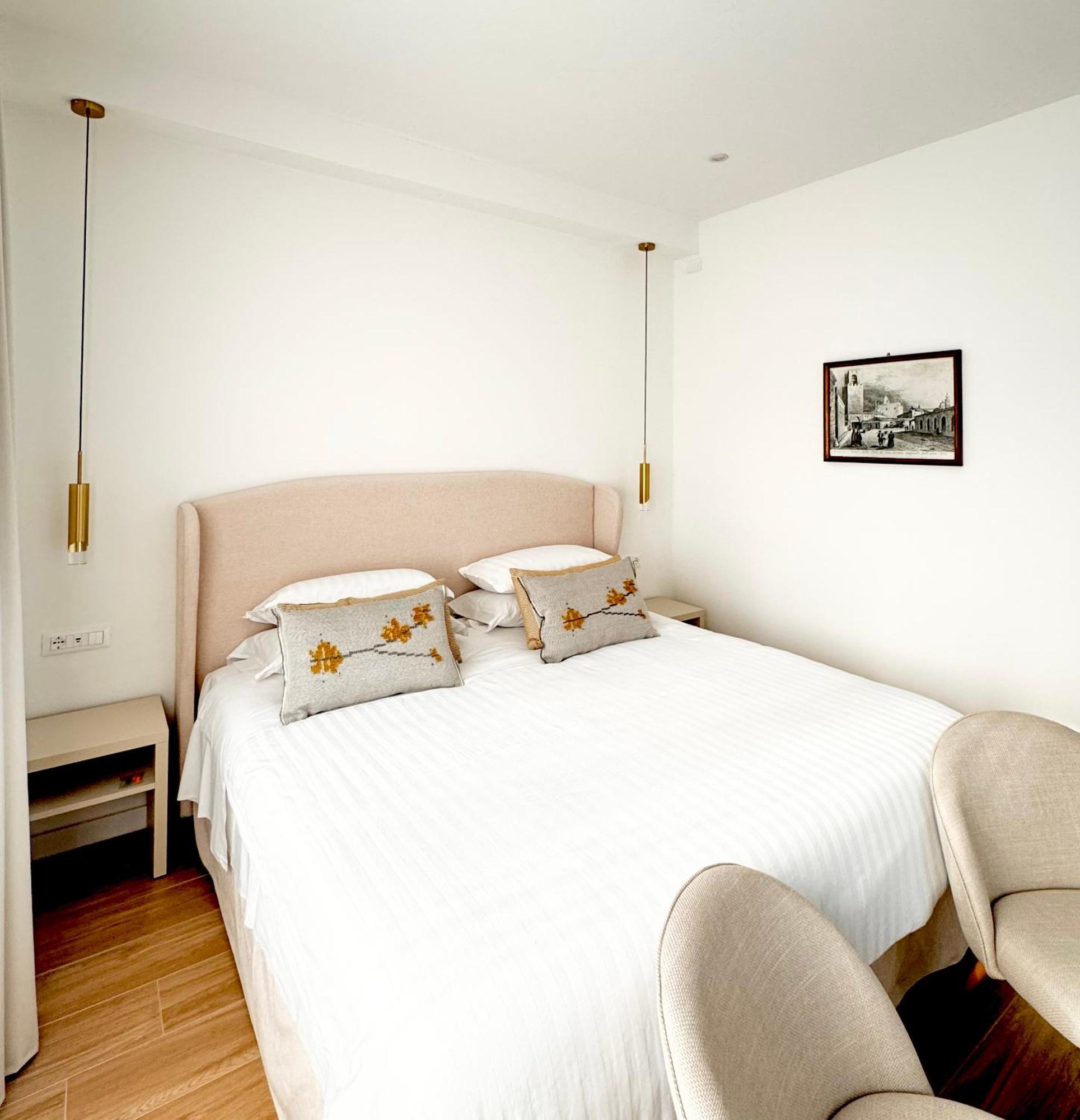 Feel Boutique Rooms Ористано Екстериор снимка