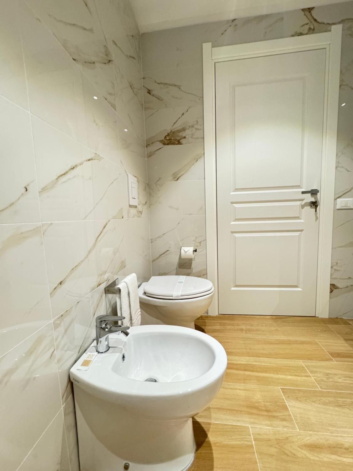 Feel Boutique Rooms Ористано Екстериор снимка